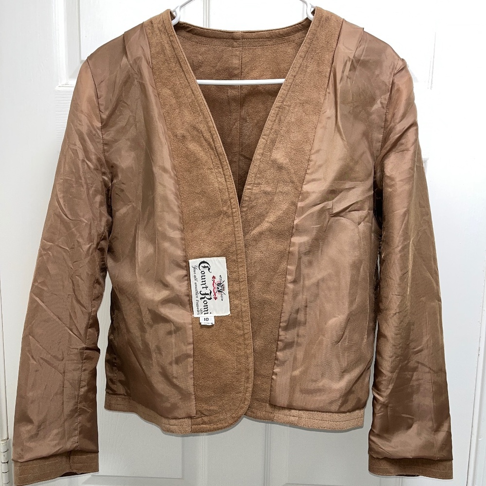 Women's Suede Skirt and Coat 10 - Picture 4 of 16